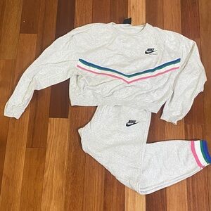 Nike Heritage Fleece Track Suit